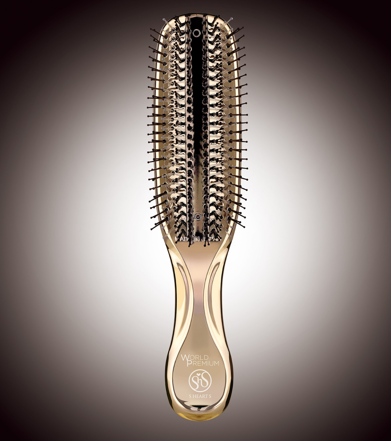 ブラシが並べられた集合写真